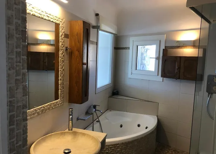 Vila Flaskos Village