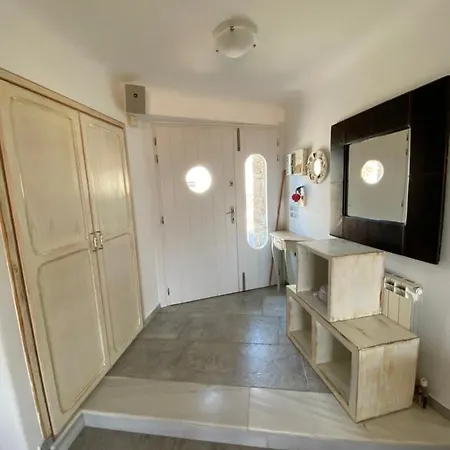 Вилла Flaskos Village *